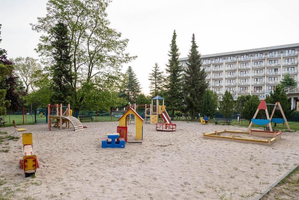 Apartament Ania Z Widokiem Na Morze W Hotelu Arka Kołobrzeg Extérieur photo